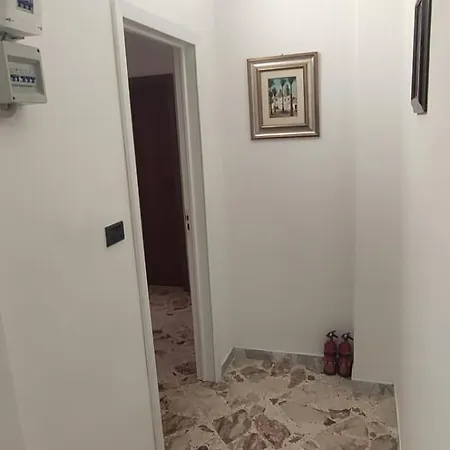 House Apartament *